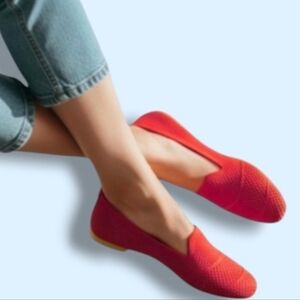👠NWOT!!  Women's Red Breathable, Comfortable Slip-on Flats